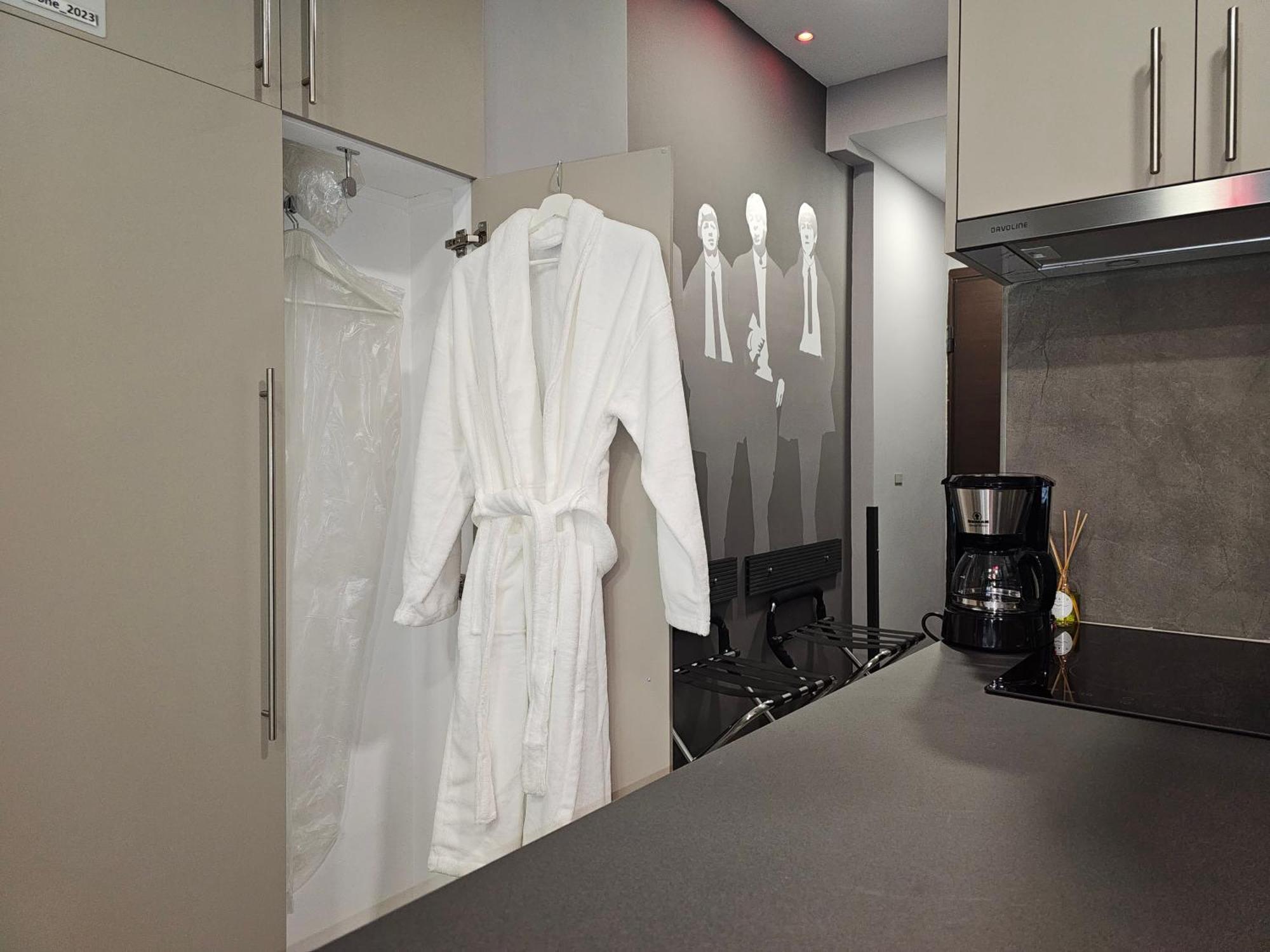 Dione Luxury Business Suite In The Heart Of Athene Buitenkant foto