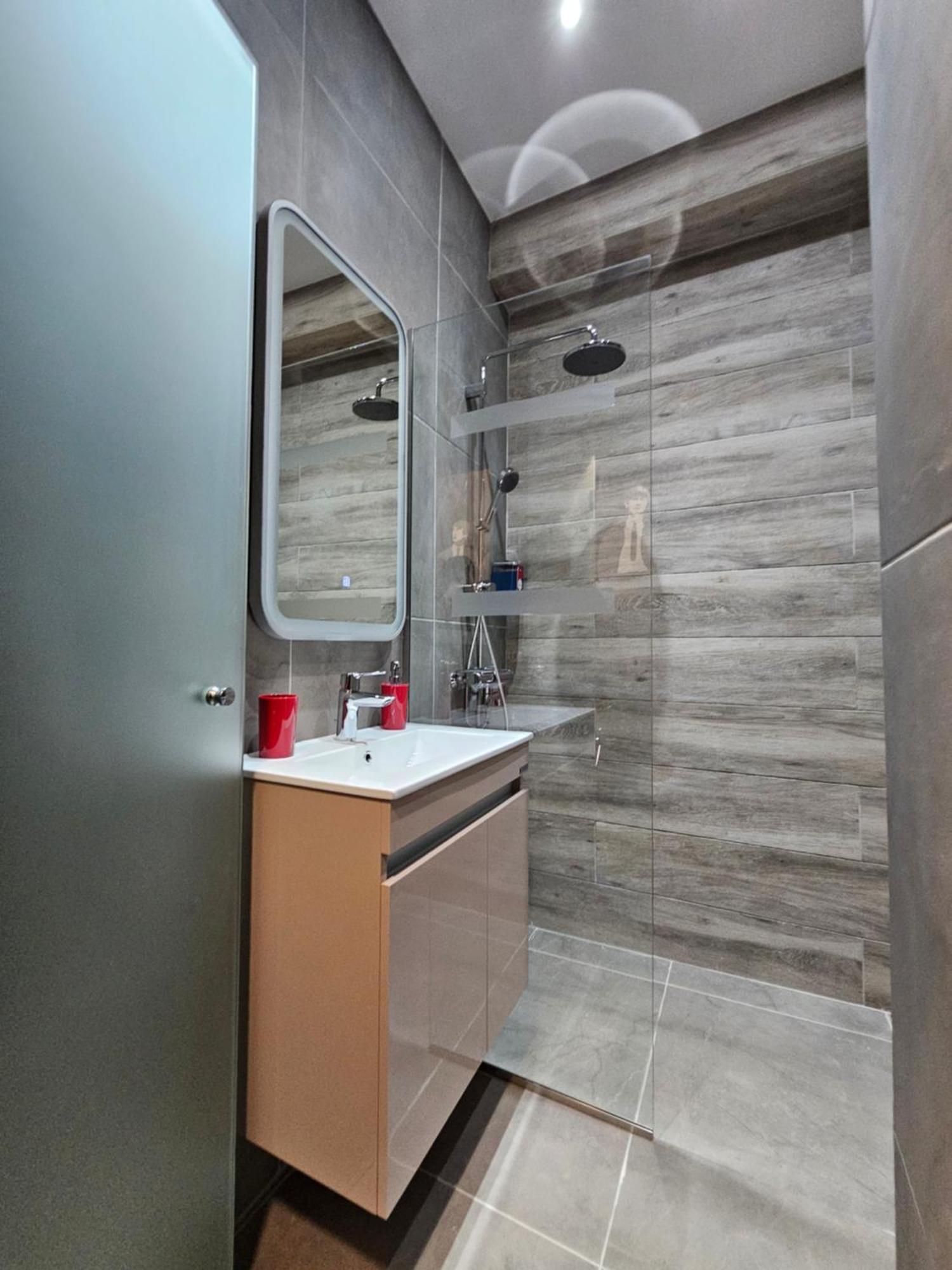 Dione Luxury Business Suite In The Heart Of Athene Buitenkant foto